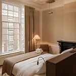 Adam & Eve Paleisstraat 호텔 4*