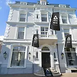 Adam & Eve Paleisstraat Hotel