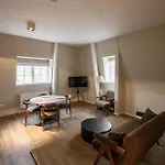 Adam & Eve Paleisstraat Hotel 4*