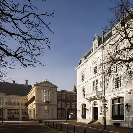 Adam & Eve Paleisstraat La Haya