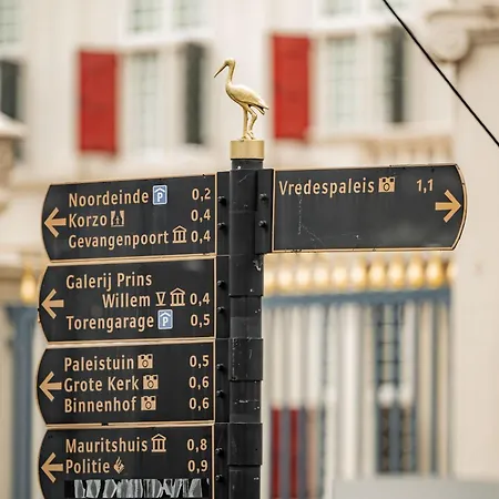 Adam & Eve Paleisstraat