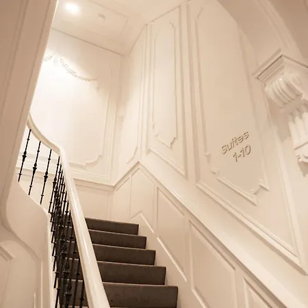 Hotel Adam & Eve Paleisstraat 4*
