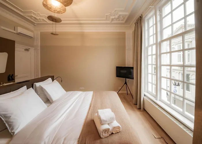 Hotel Adam & Eve Paleisstraat