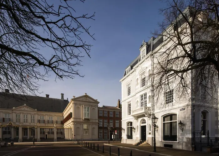 Adam & Eve Paleisstraat Χάγη